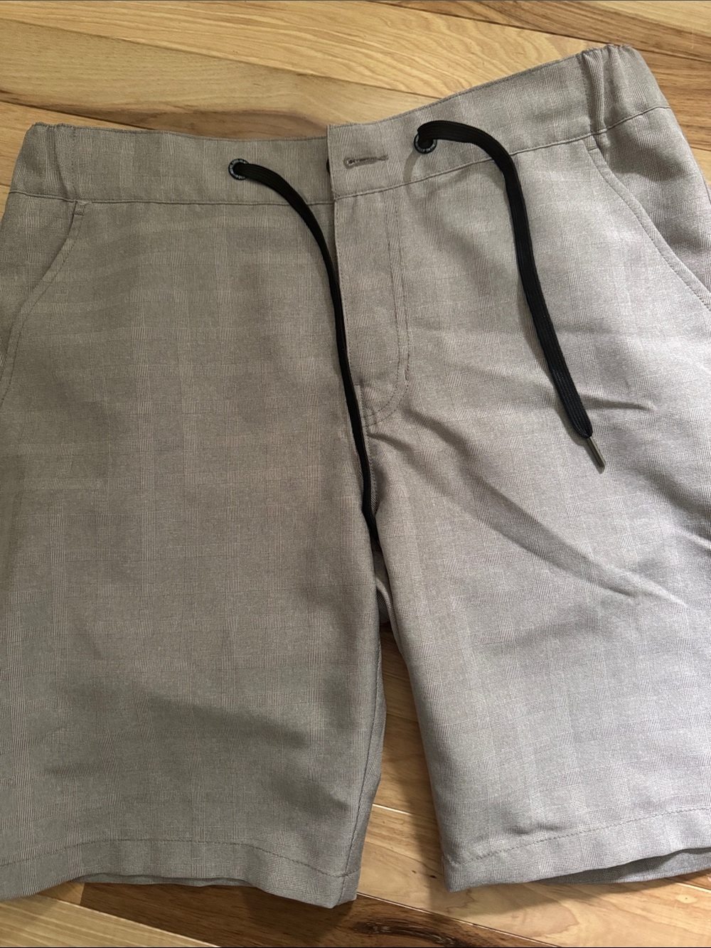 Ezekiel Men's Shorts in Light Gray with Black Drawcord
